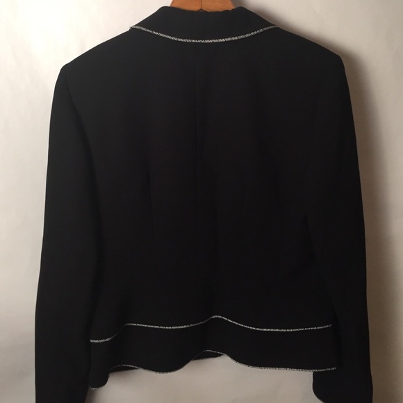 Casual Corner Annex Blazer - Picture 3 of 3