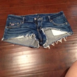 Hollister short