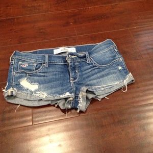 Hollister short