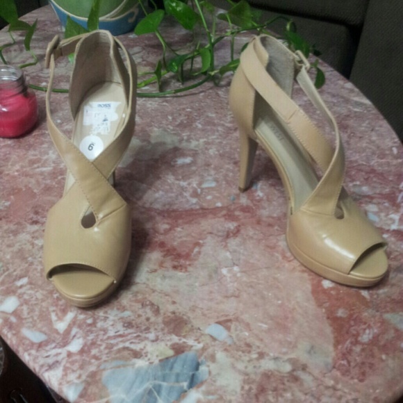 Open Toe Heels - Picture 1 of 3