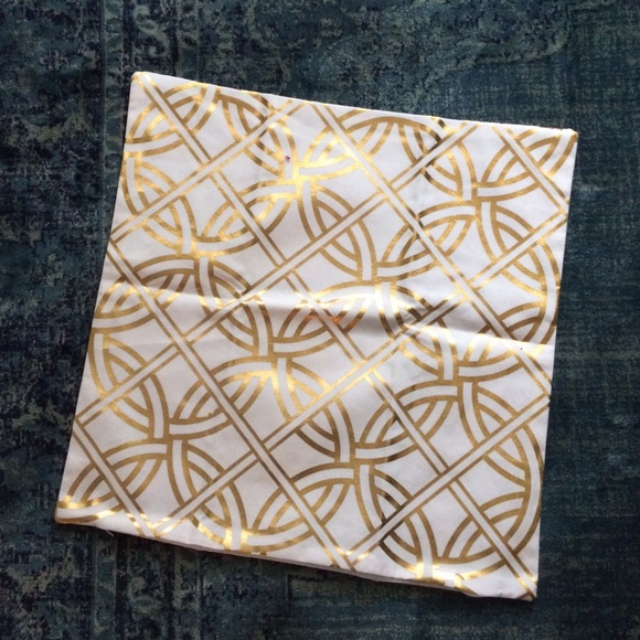 Gold and white geometric pillowcases