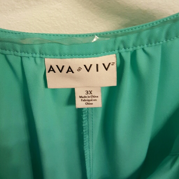 Blouse - Picture 2 of 2