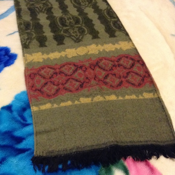 Scarf - Picture 2 of 2