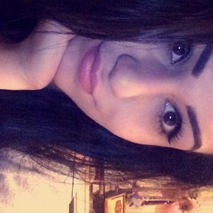 Meet your Posher, Maha