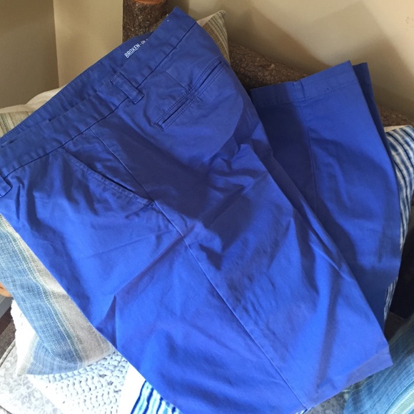 GAP khakis