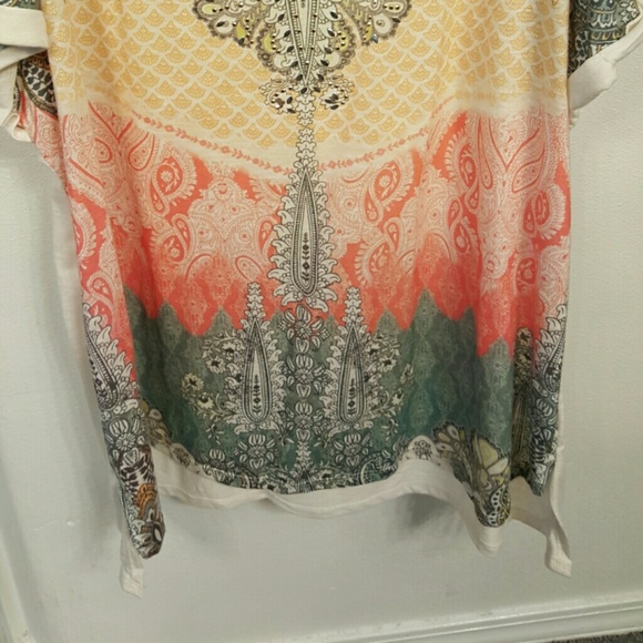 Blouse - Picture 2 of 3