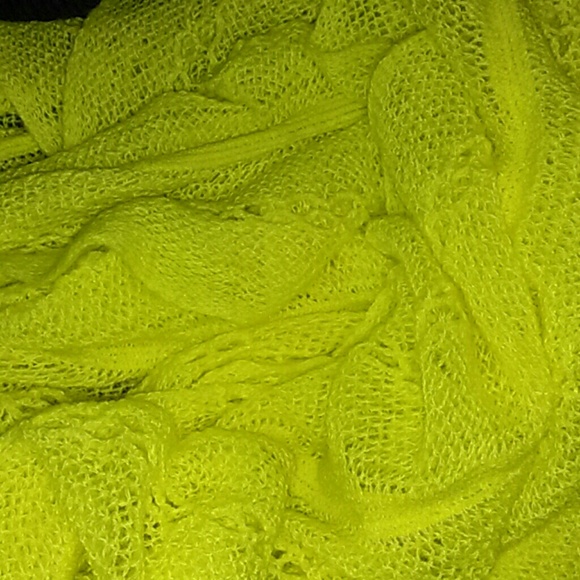 Scarf - Picture 2 of 3