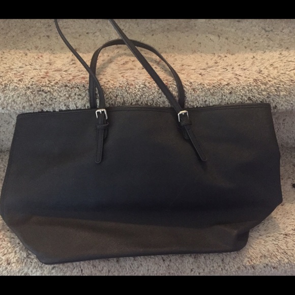 Navy tote