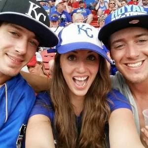 Meet your Posher, Alexandra