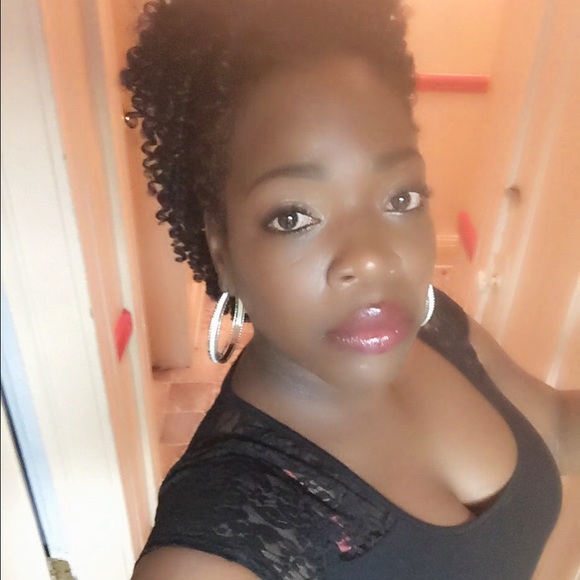 Meet your Posher, Melisha