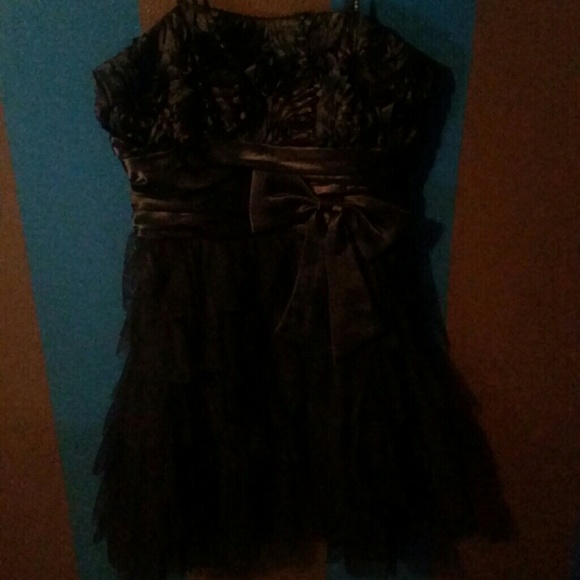Black homecoming dress - Picture 1 of 3