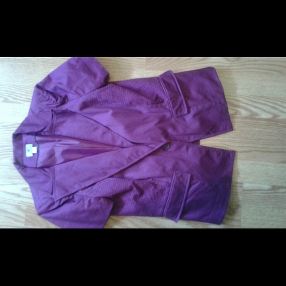 Purple blazer with belt loops. Skinny belt missing