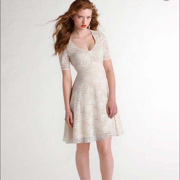 ✨ HP 1/26 ✨ Z Spoke Lace dress ✨