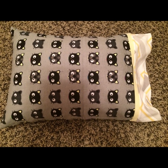 Handmade baby/toddler rag quilt and pillow set - Picture 2 of 4