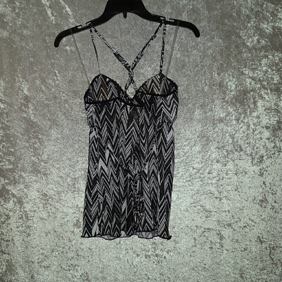 Chevron spaghetti strap, crosses in the back top - Picture 2 of 2