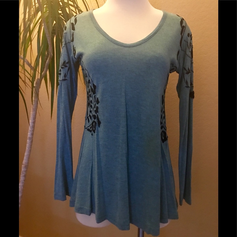 Luv2Luv - Teal Swing Top/Black Embroidered Floral