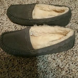 Ugg slippers