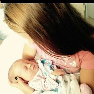 Meet your Posher, Hannah