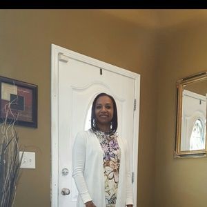 Meet your Posher, Angela