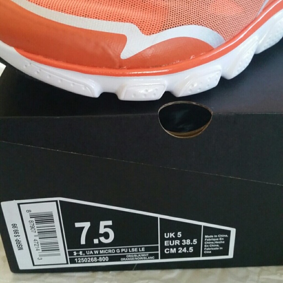 Under Armour Micro G Pulse Limited Edition Shoes - Picture 2 of 4