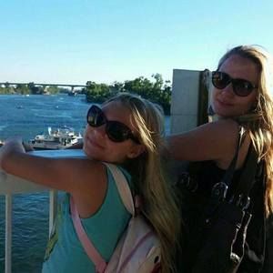 Meet your Posher, Valerie