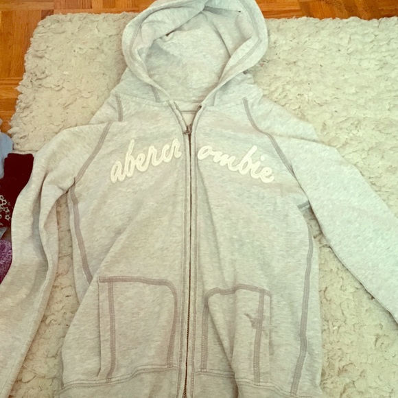 Grey sweatshirt/ zip up