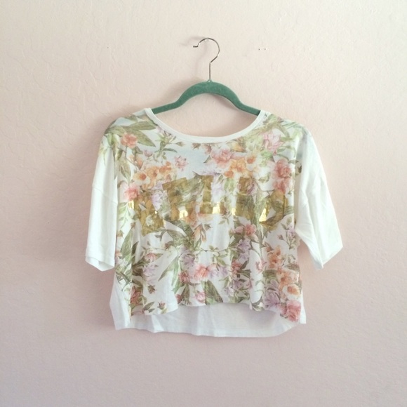 f21 floral & gold "HELLO" crop tee