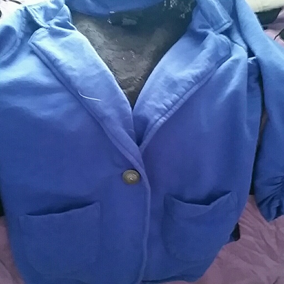 Blazer - Picture 2 of 3