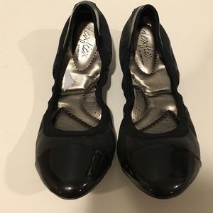 Dexflex black foldable ballet flats size 6