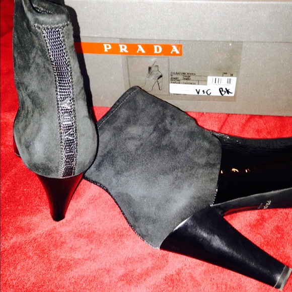 Prada boots - Picture 2 of 4