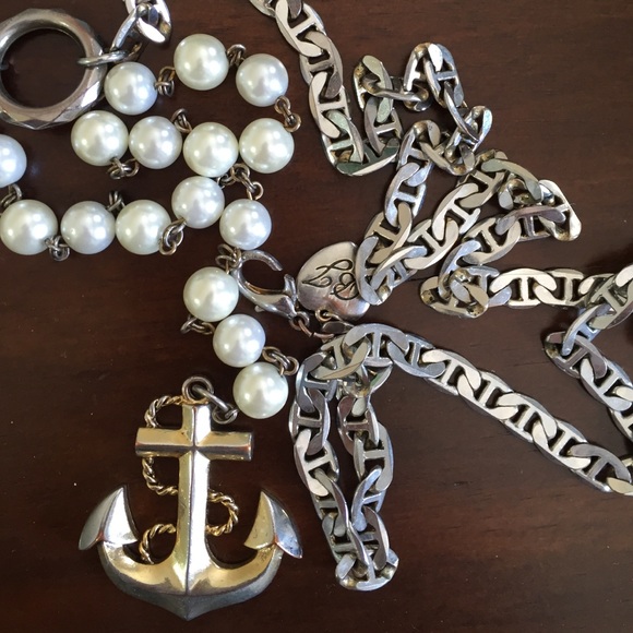 ‼️SOLD‼️ Anchor and pearl Betsey Johnson necklace - Picture 4 of 4