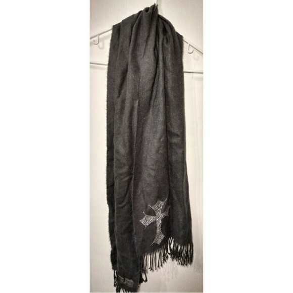 Gray cross scarf