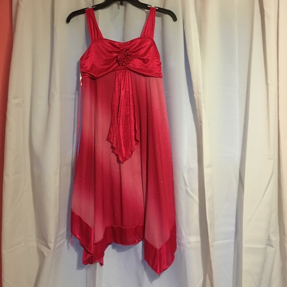 Dress - Picture 2 of 2