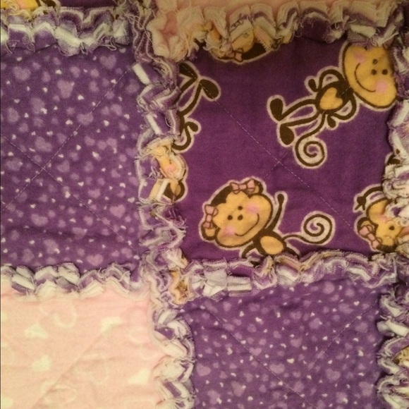 Handmade baby/toddler rag quilt and pillow set - Picture 3 of 4