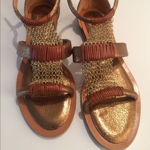 Vince camuto sandals- worn once! Size 6