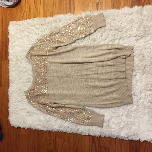 Sequined sweater