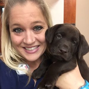 Meet your Posher, Kayla