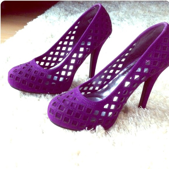 ⚡️⚡️Black Friday Sale!⚡️⚡️Amazing purple Heels!