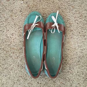 Aldo turquoise flats size 7