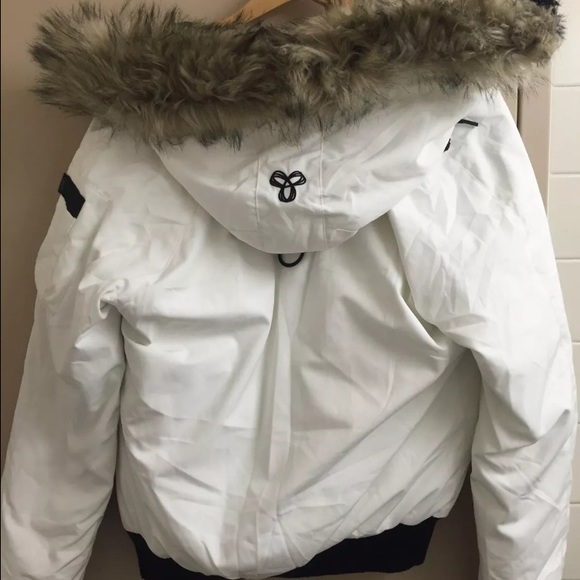 Aritzia TNA Ronne Warmest Parka White Size L - Picture 4 of 4