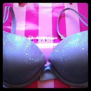 Victoria's Secret Very Sexy bra