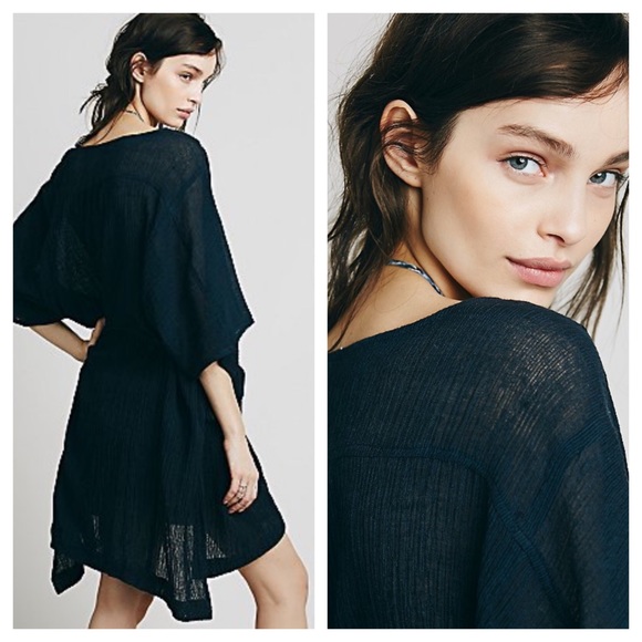 FREE PEOPLE Oversized Slouchy Tunic NWOT - Picture 2 of 4