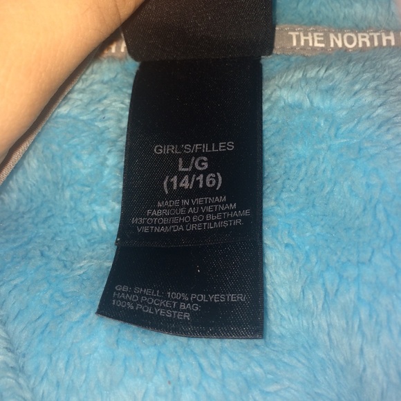 Fuzzy Northface - Picture 4 of 4