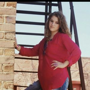 Meet your Posher, Logan