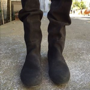 Penny Loves Kenny Suede Boots