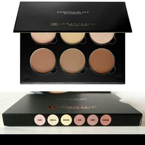 Anastasia Beverly Hills Contour Kit