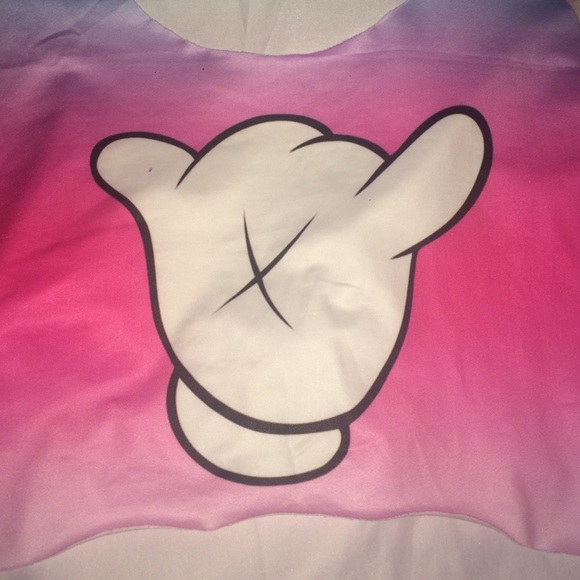 Crop top - Picture 2 of 3