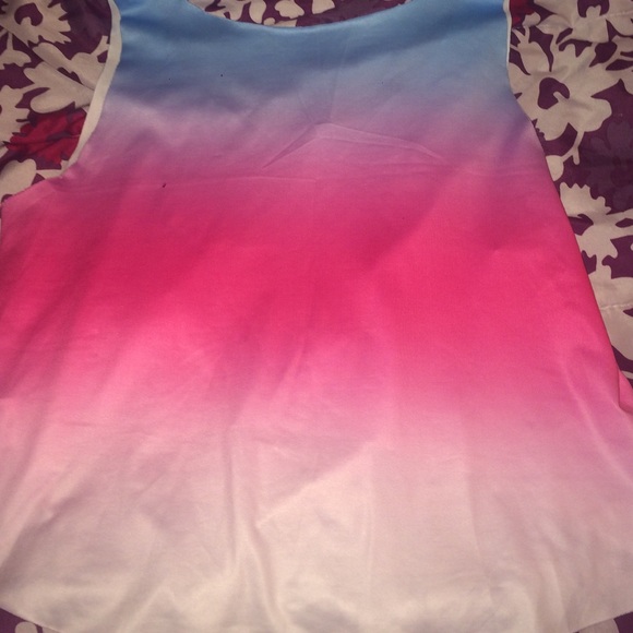 Crop top - Picture 3 of 3
