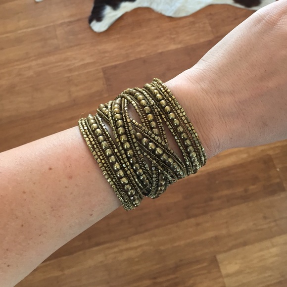 Beaded cuff - Picture 3 of 3