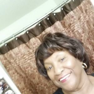 Meet your Posher, Joan